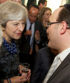 Jewel represents the Jewish Community at Downing Street reception